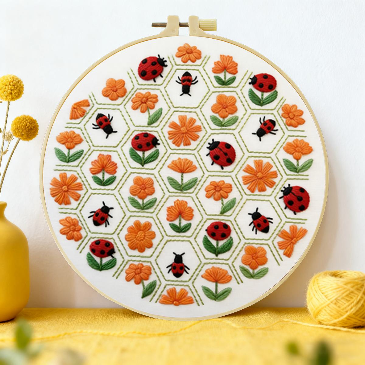 Embroidery Lady Bug - قطعة واحدة 20×20 سم/15×15 سم (7.87/6.3