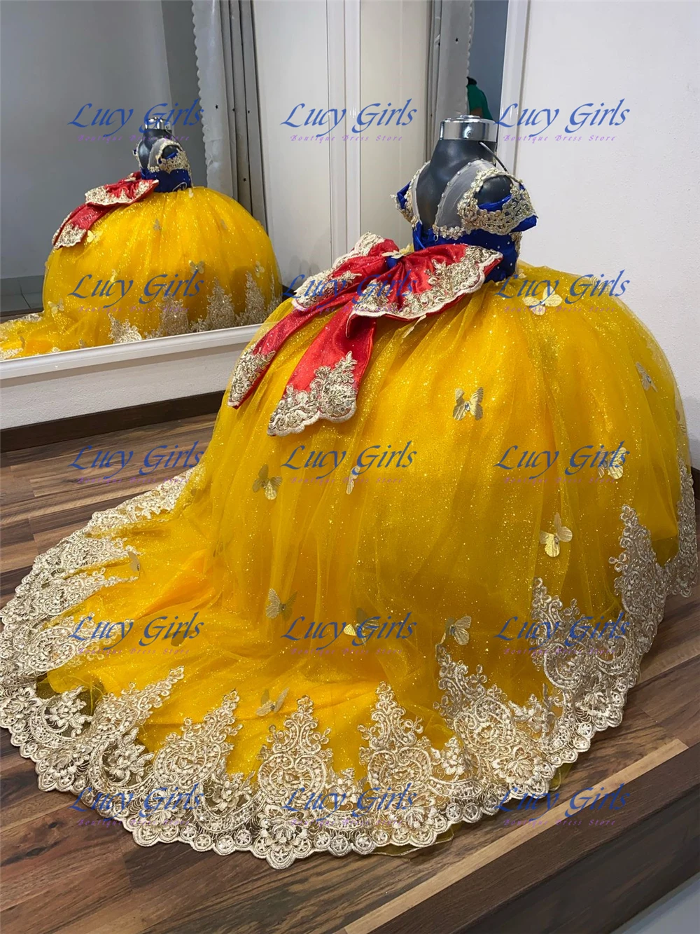 جودة الفراشة زين جميل زهرة فتا - مراجعة Embroidery Yellow Dress وسعره