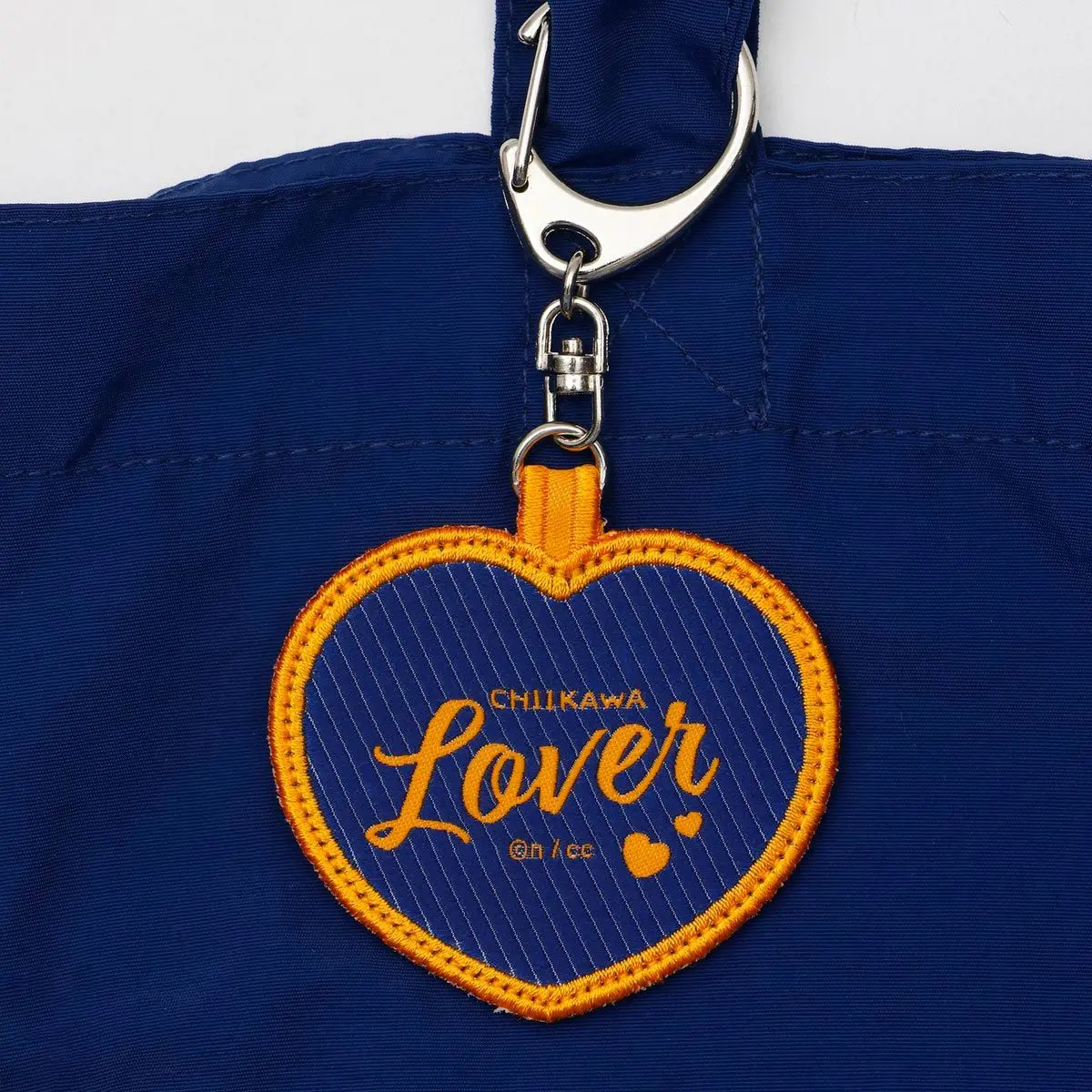 سلسلة مفاتيح CKW بتطريز على شك - مراجعة Embroidery Bag وسعره